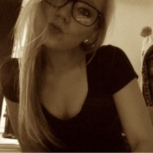 Meet your Posher, Alyssa